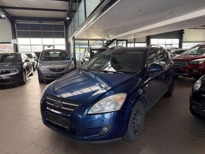 Gebraucht Kia Ceed Sportswagon 143 PS (105 kW) 2008 Blau Kombi