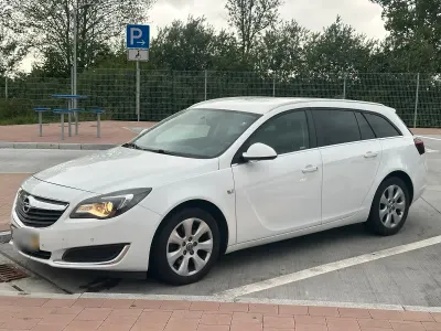 Gebraucht Opel Insignia 170 PS (125 kW) 2016 Weiß Kombi