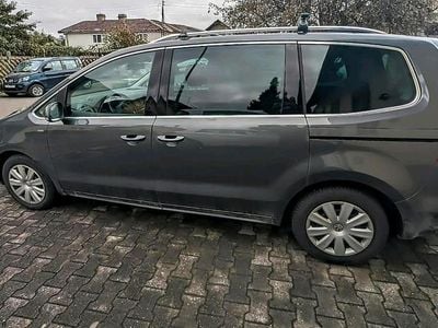 Gebraucht VW Sharan Life 140 PS (102 kW) 2014 Grau Van / Kleinbus