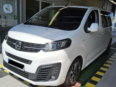 Gebraucht Opel Zafira Life 150 PS (110 kW) 2020 Weiß Van / Kleinbus