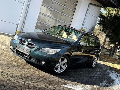 Gebraucht BMW 525 163 PS (119 kW) 2005 Grün Kombi