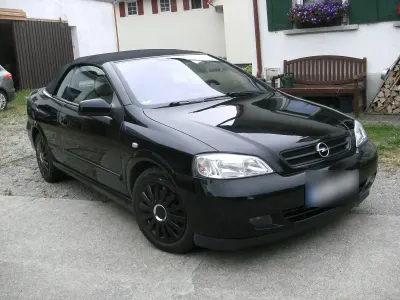 Gebraucht Opel Astra 125 PS (91 kW) 2003 Schwarz Cabrio
