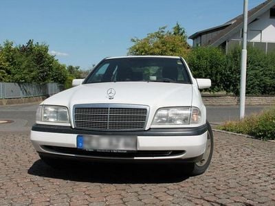 Mercedes C180