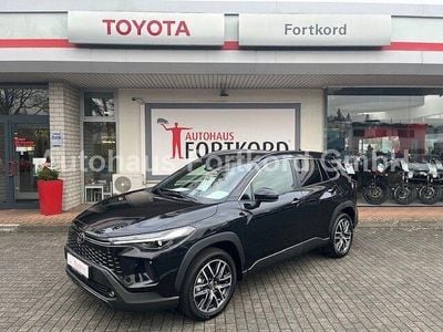 Nuova Toyota Corolla Cross Style 179 CV (131 kW) 2026 Nero SUV