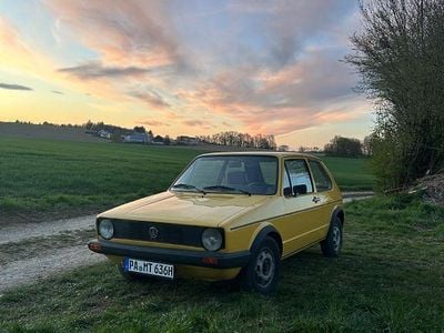 Gebraucht VW Golf I 54 PS (39 kW) 1982 Gelb Kleinwagen