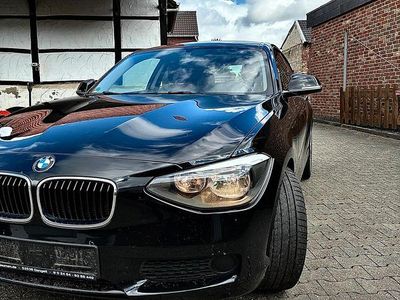 BMW 114