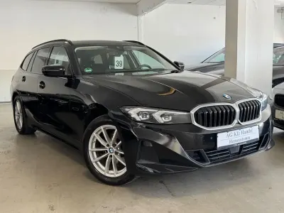 Gebraucht BMW 318 Sport Line 150 PS (110 kW) 2023 Schwarz Limousine