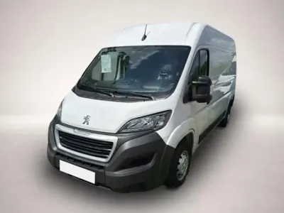 Gebraucht Peugeot Boxer Premium 140 PS (102 kW) 2023 Manufacturer Van