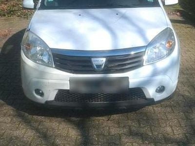 Gebraucht Dacia Sandero 87 PS (63 kW) 2008 Weiß Kleinwagen