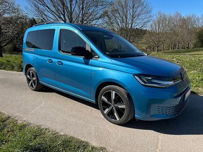 Begagnad VW Caddy Move 122 HK (89 kW) 2020 Blå Minibuss