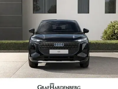 Neu Audi Q3 Sportback Comfort 272 PS (200 kW) 2026 Schwarz SUV