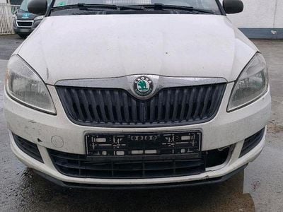 Gebraucht Skoda Roomster 90 PS (66 kW) 2012 Weiß Van / Kleinbus