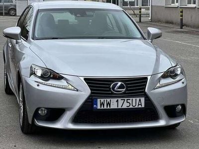 Lexus IS300h