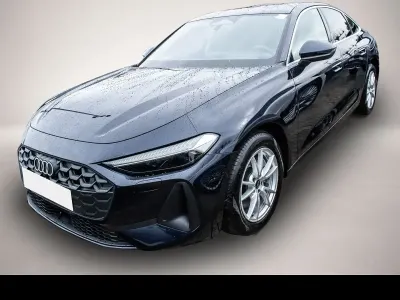 Gebraucht Audi A5 Basis 204 PS (150 kW) 2025 Blau Limousine