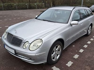 Mercedes E320