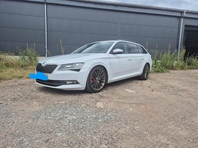 Brugt Skoda Superb Ambition 190 HK (139 kW) 2018 Hvid Stationcar