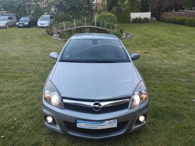 Opel Astra GTC