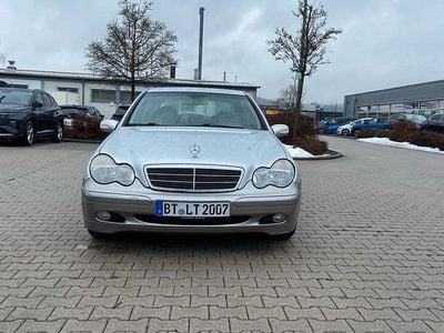 Gebraucht Mercedes C200 116 PS (85 kW) 2002 Silber Limousine