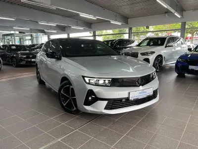 Gebraucht Opel Astra 131 PS (96 kW) 2025 Grau Kleinwagen