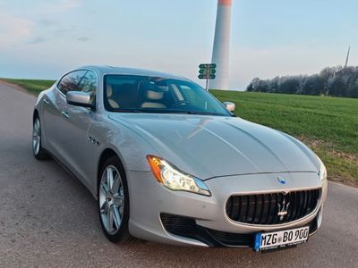 Maserati Quattroporte