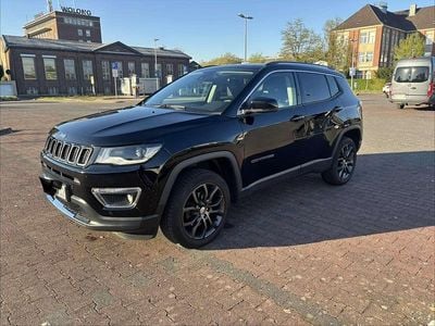 Gebraucht Jeep Compass Limited 170 PS (125 kW) 2018 Schwarz SUV