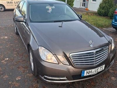 Mercedes E220