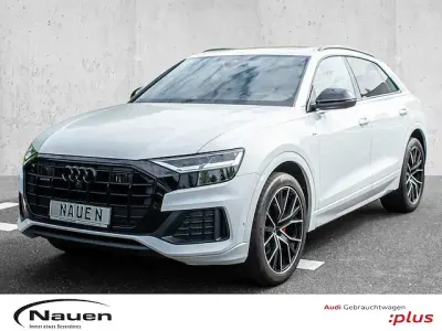 Gebraucht Audi Q8 S-Line 286 PS (210 kW) 2023 Gletscherweiß metallic SUV