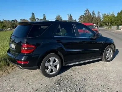 Gebraucht Mercedes ML300 190 PS (139 kW) 2009 Schwarz SUV