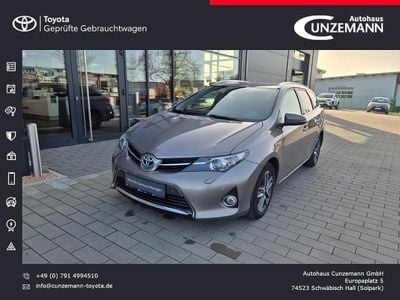 Gebraucht Toyota Auris Hybrid Edition 136 PS (100 kW) 2014 Hellgrau Kombi