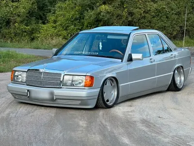 Gebraucht Mercedes 190 118 PS (86 kW) 1988 Limousine