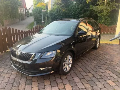 Gebraucht Skoda Octavia Ambition 116 PS (85 kW) 2020 Schwarz Kombi