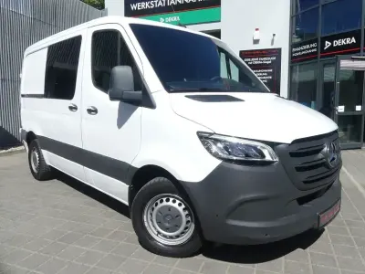 Gebraucht Mercedes Sprinter 143 PS (105 kW) 2022 Arktikweiss Van