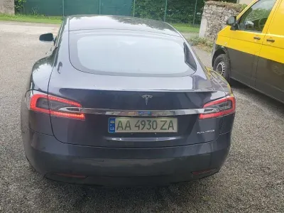 Gebraucht Tesla Model S 305 kW (416 PS) 2019 Grau Kleinwagen