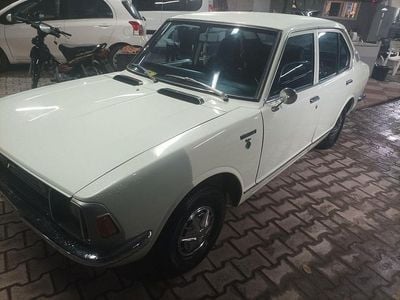 Weiß Gebraucht 1971 Toyota Corolla Kleinwagen | 14.250 €