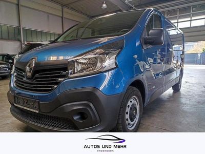 Gebraucht Renault Trafic Komfort 120 PS (88 kW) 2015 Blau Van / Kleinbus