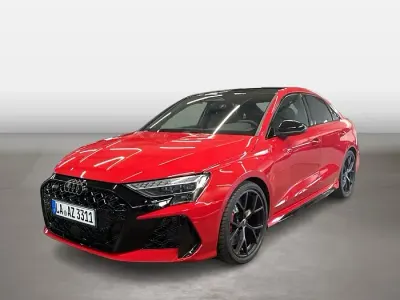 Gebraucht Audi RS3 Ambiente 400 PS (294 kW) 2026 Progressivrot Limousine