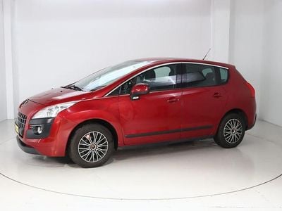 Gebraucht Peugeot 3008 120 PS (88 kW) 2012 Rot Limousine