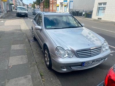 Mercedes 240