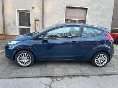 Gebraucht Ford Fiesta 60 PS (44 kW) 2011 Blau Kleinwagen