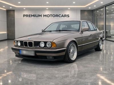 Braun Gebraucht 1988 BMW 530 Limousine | 11.999 €