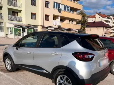 Gebraucht Renault Captur 118 PS (86 kW) 2018 Silber SUV
