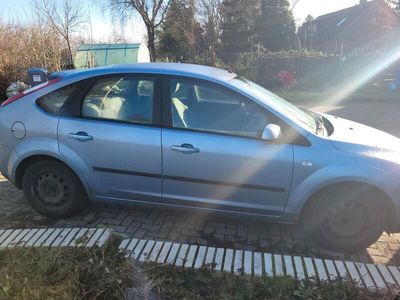 gebraucht Ford Focus 1.8