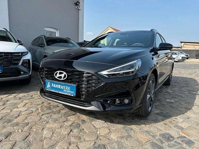 Neu Hyundai i30 GO! 97 PS (71 kW) 2025 Abyss black Kombi