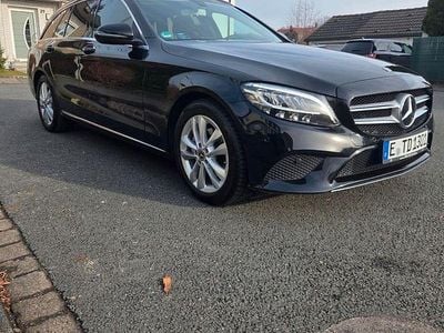 Gebraucht Mercedes C220 Avantgarde 194 PS (142 kW) 2018 Schwarz Kombi