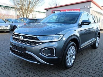 Gebraucht VW T-Roc Style 150 PS (110 kW) 2025 Grau SUV