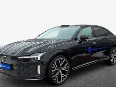 Używany Volvo ES90 Ultra 244 kW (333 KM) 2026 Czarny Sedan/Limuzyna