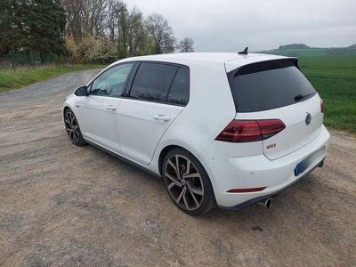 Second-hand VW Golf VII GTI 245 CP (180 kW) 2019 Alb Berlinǎ