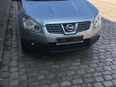 Gebraucht Nissan Qashqai Acenta 141 PS (103 kW) 2008 Silber SUV