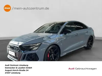 Gebraucht Audi RS3 Ambiente 400 PS (294 kW) 2022 Kemoragrau metallic Limousine