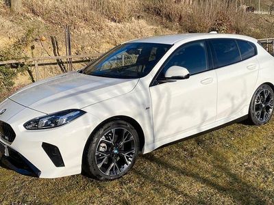 Gebraucht BMW 120 M Sport 170 PS (125 kW) 2024 Weiß Kleinwagen